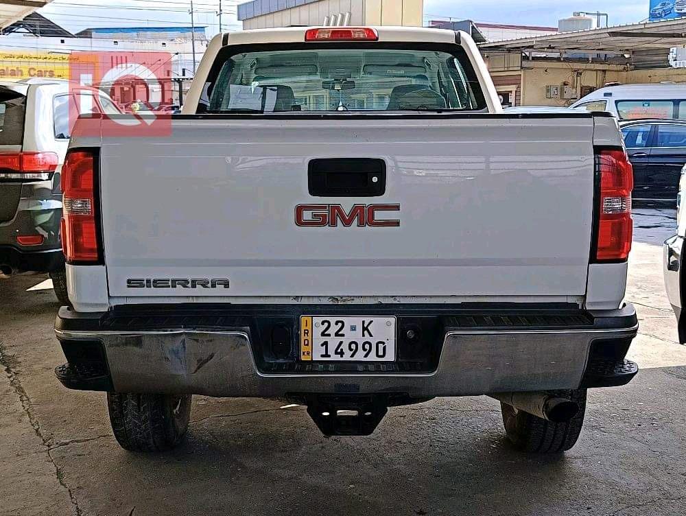GMC Sierra